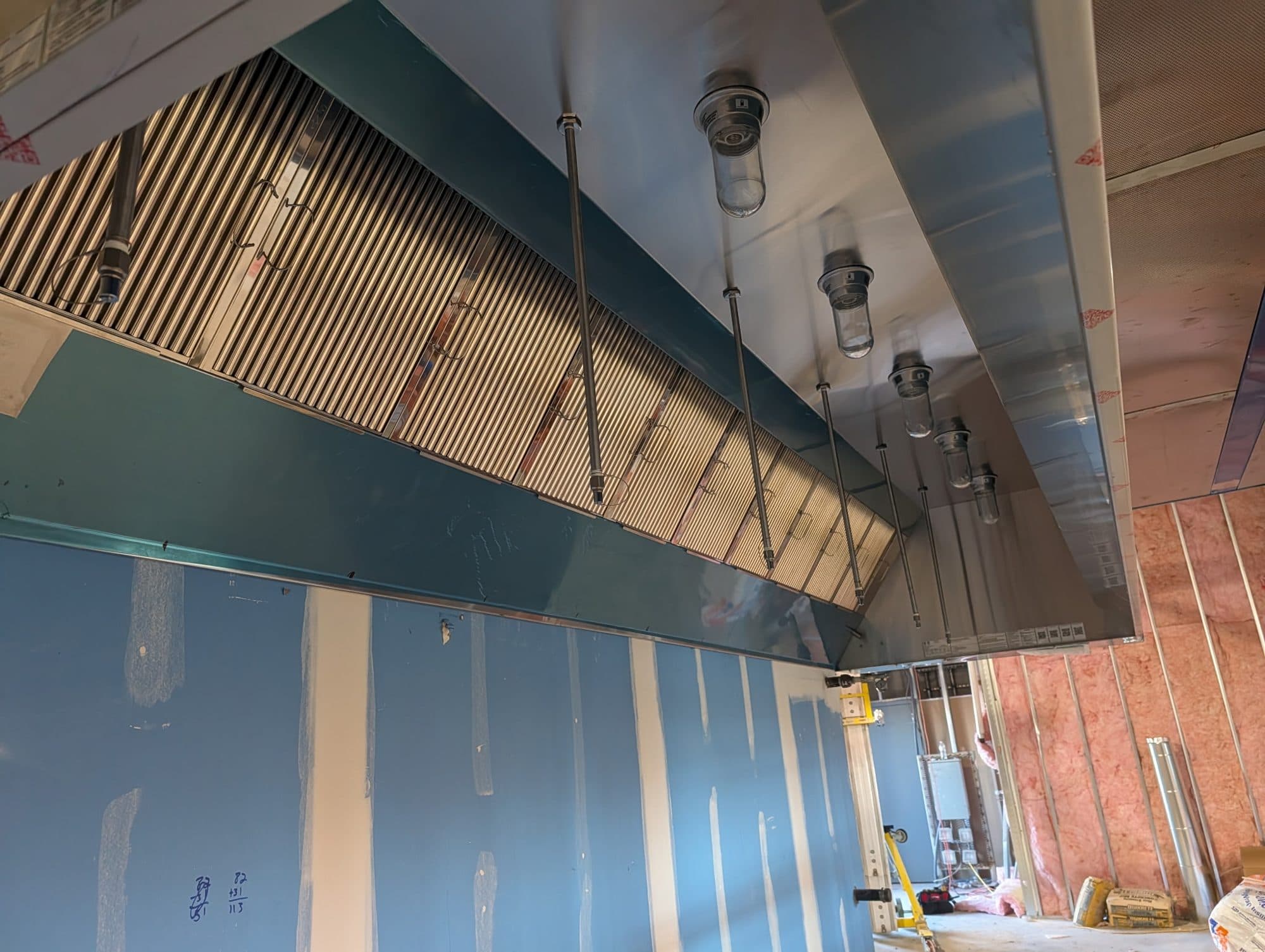 Spiral duct and diffusers